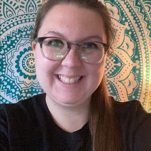 Meet your Posher, Clara